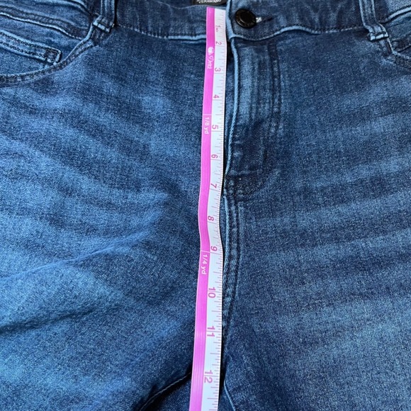 Simply Vera Vera Wang Cropped Blue Jeans Womens 18W Denim Casual Everyday - Picture 11 of 15